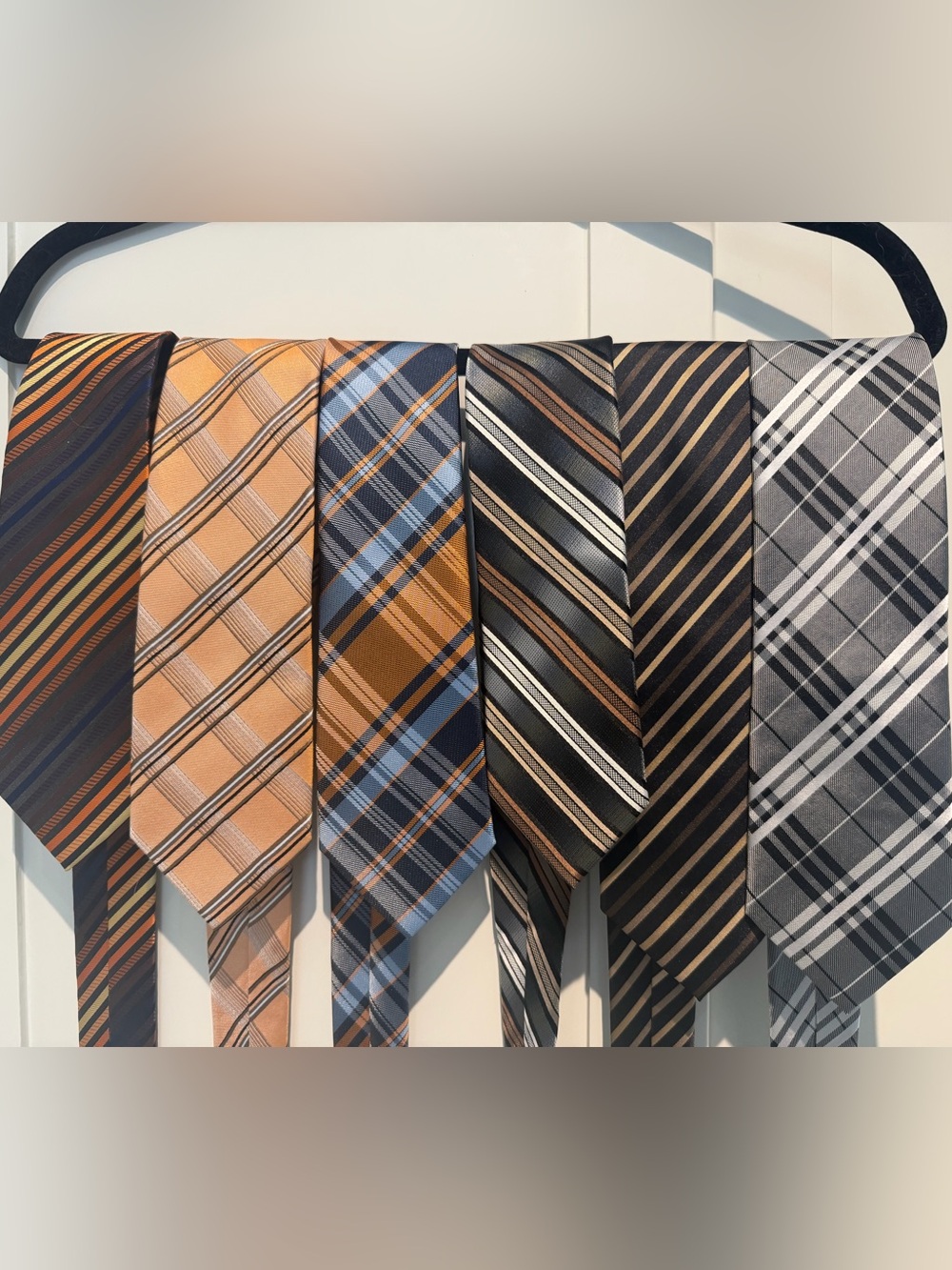 (6) Men's Classic Brown and Blue Striped Tie - Unbranded